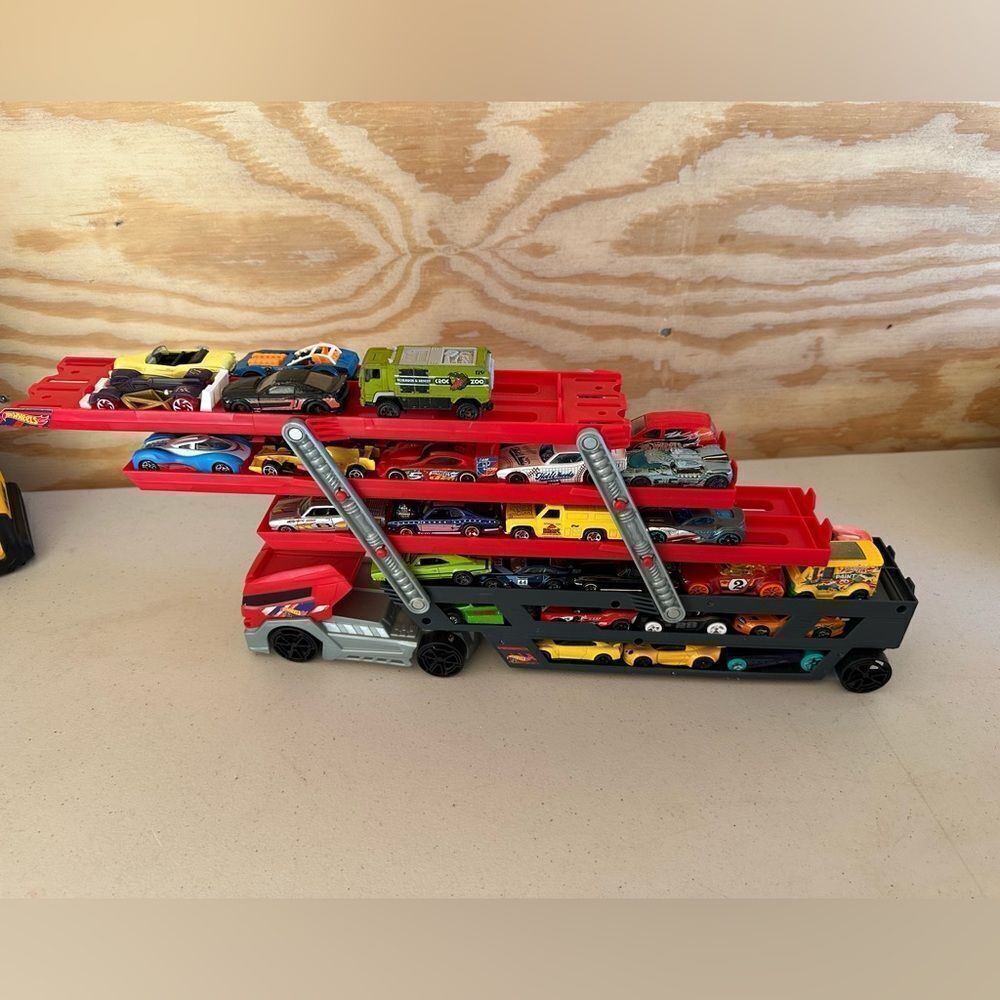 Multi-Level Red and Black Hot Wheels Toy Car Carrier
